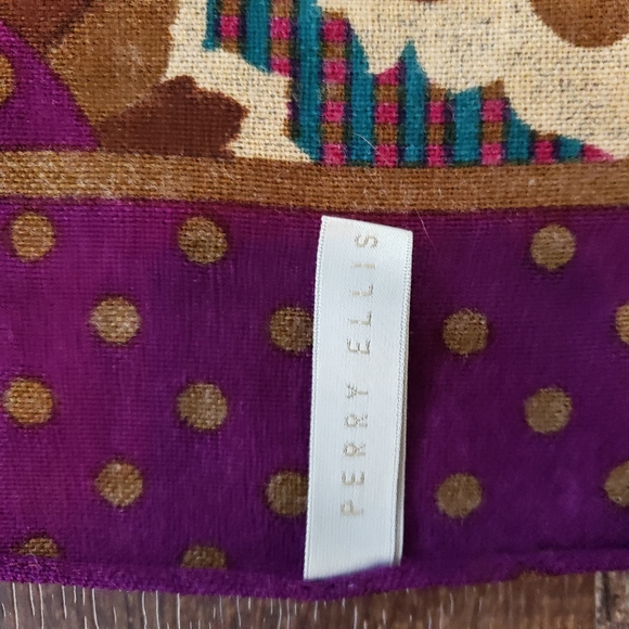 Perry Ellis Wool Scarf - Picture 3 of 5